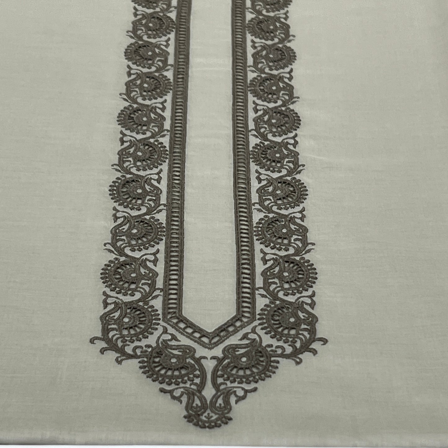 Dynasty Embroidered D-3
