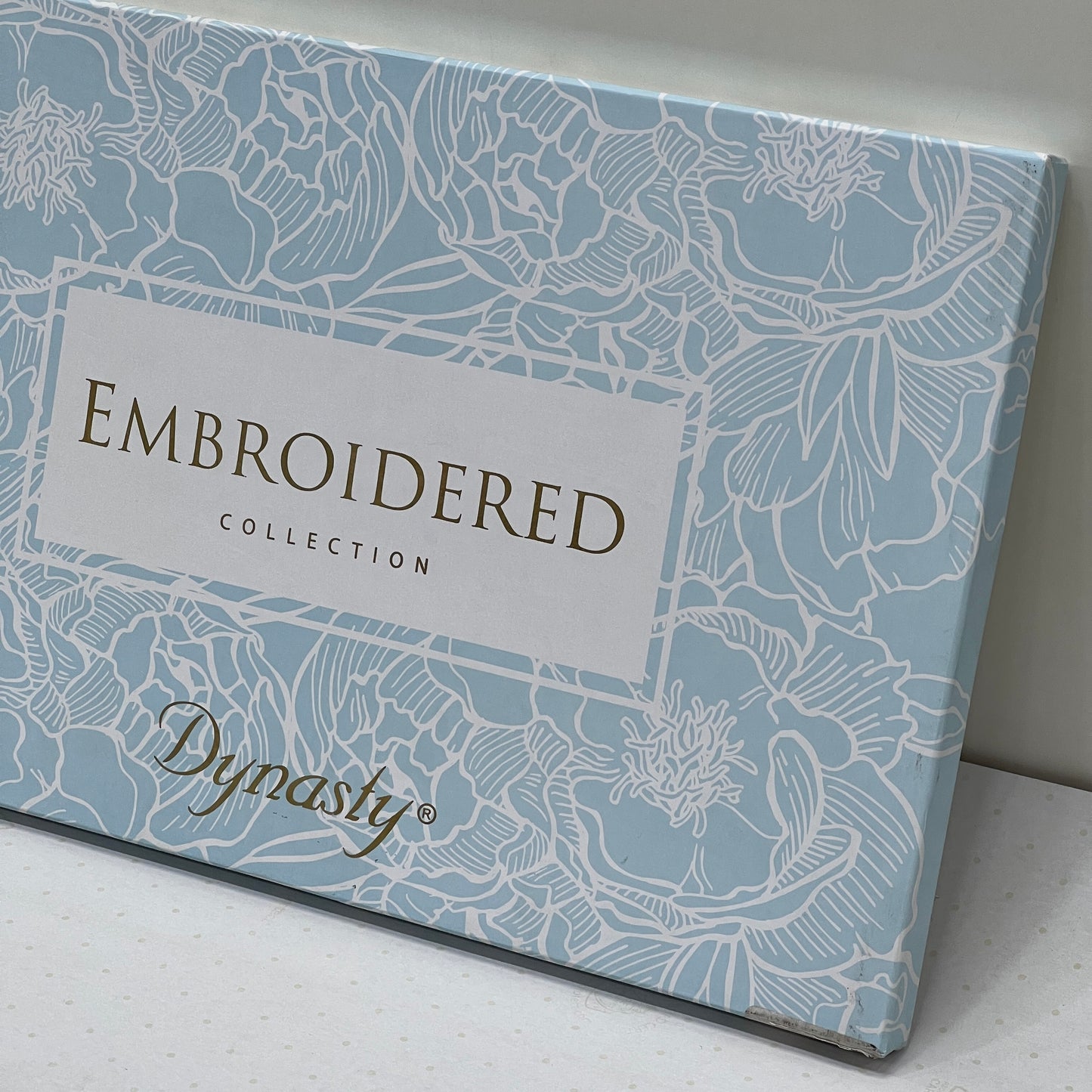 Dynasty Embroidered D-4